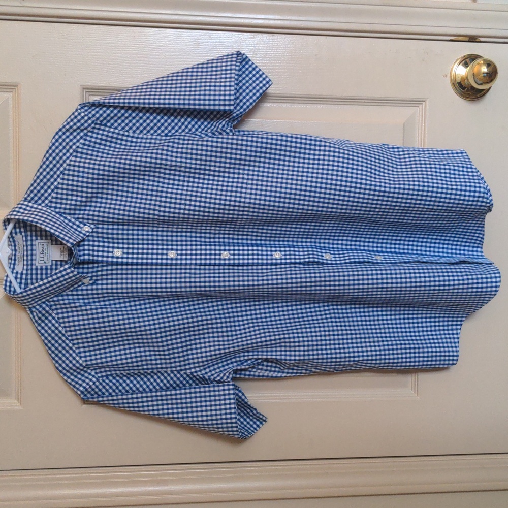 L.L. Bean Wrinkle Resistant Traditional Fit